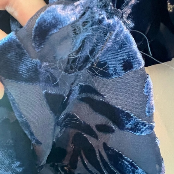 Hutch Velvet Claudia Crop Top - Picture 14 of 16
